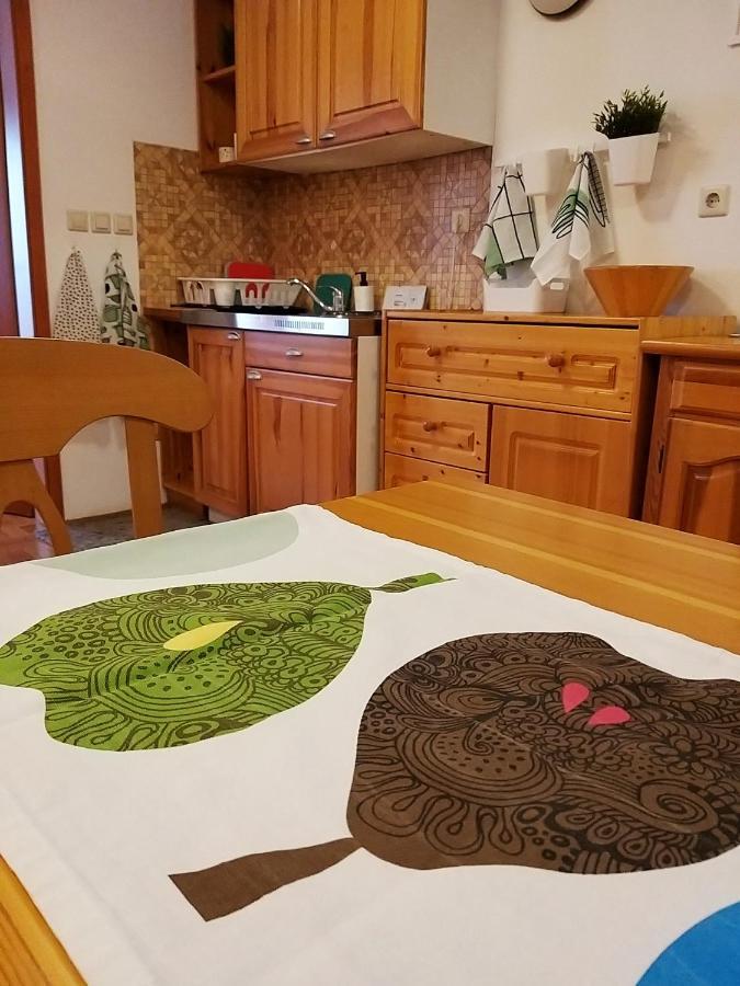 Guesthouse Pri Cebelici Lukovica pri Domzalah Экстерьер фото