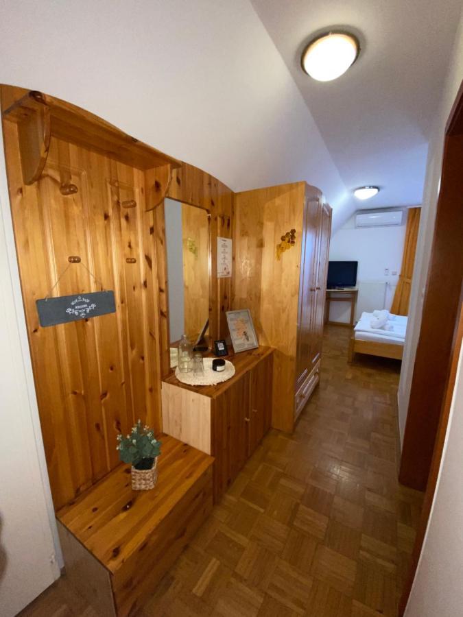 Guesthouse Pri Cebelici Lukovica pri Domzalah Экстерьер фото