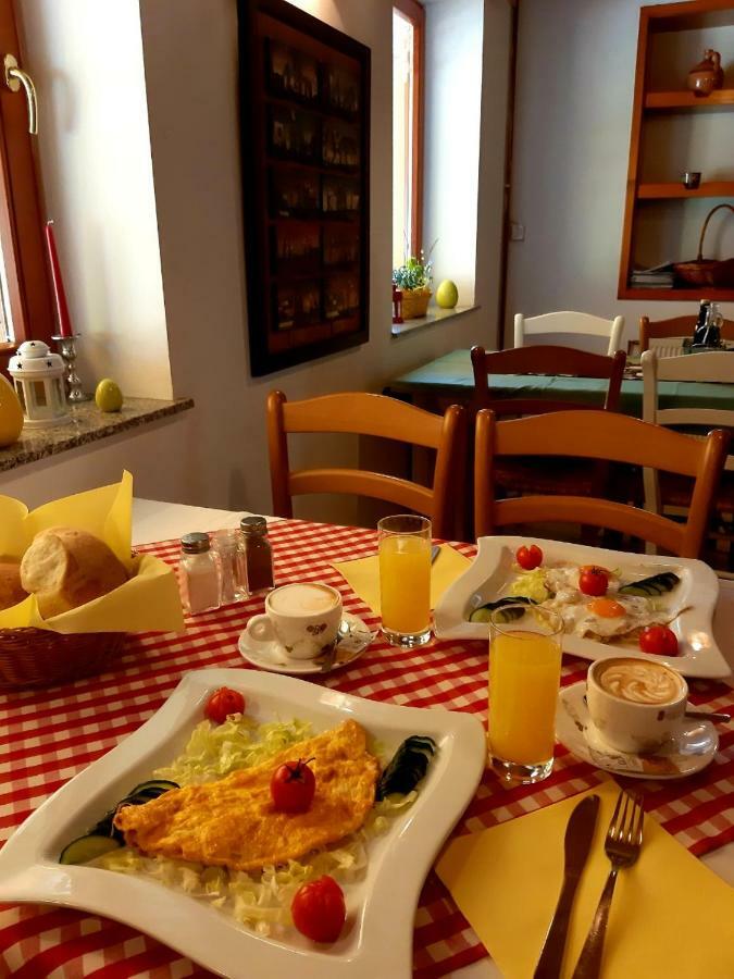 Guesthouse Pri Cebelici Lukovica pri Domzalah Экстерьер фото